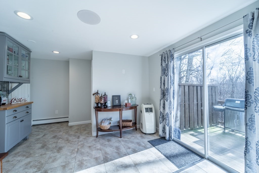 274 Massasoit Road Worcester, MA 01604 - Photo 7 of 28 Gallery Image 7