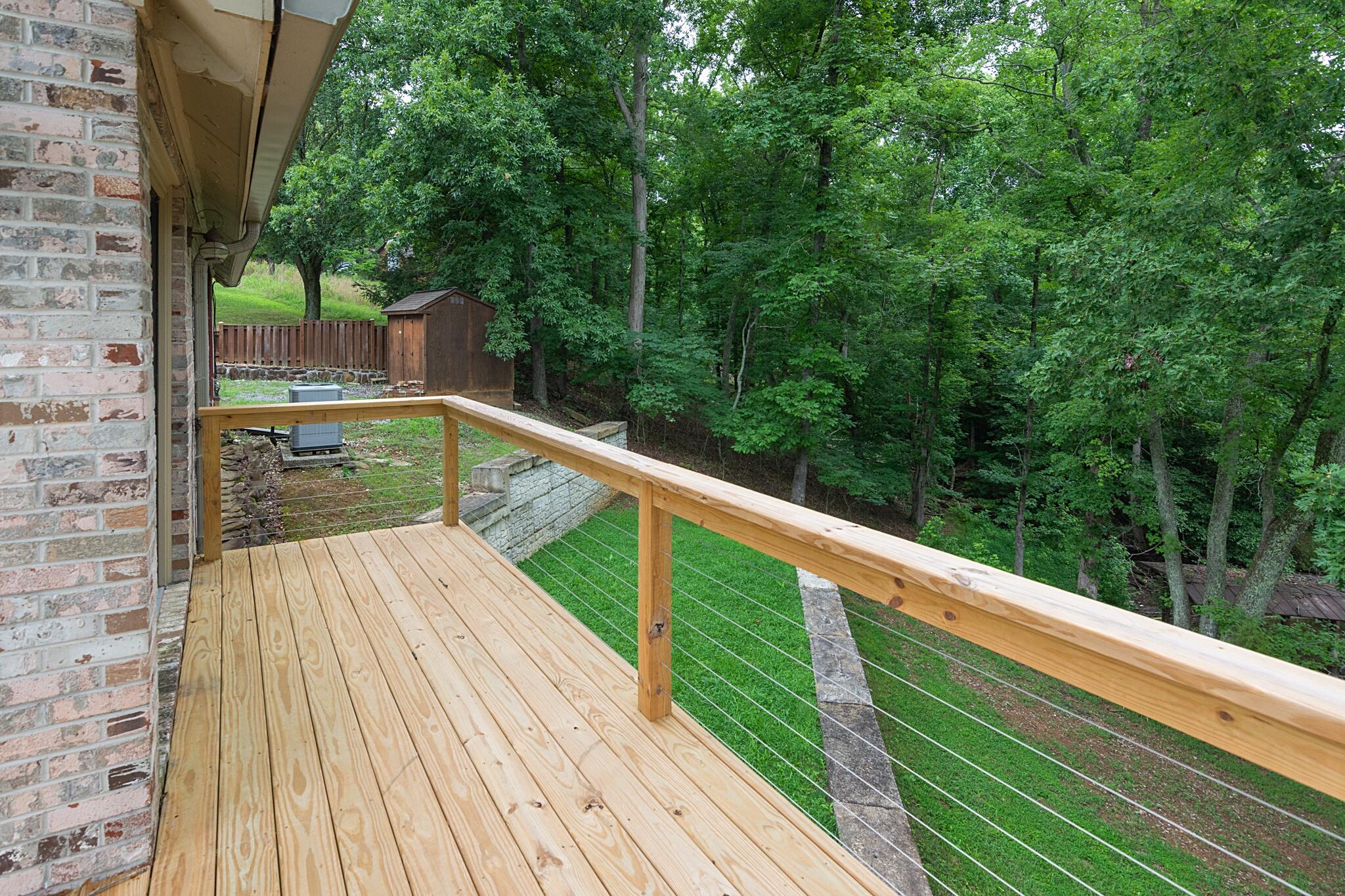 165 Lakeshore Court Spring City, TN 37381 - Photo 10 of 52 165LakeshoreCourt-10