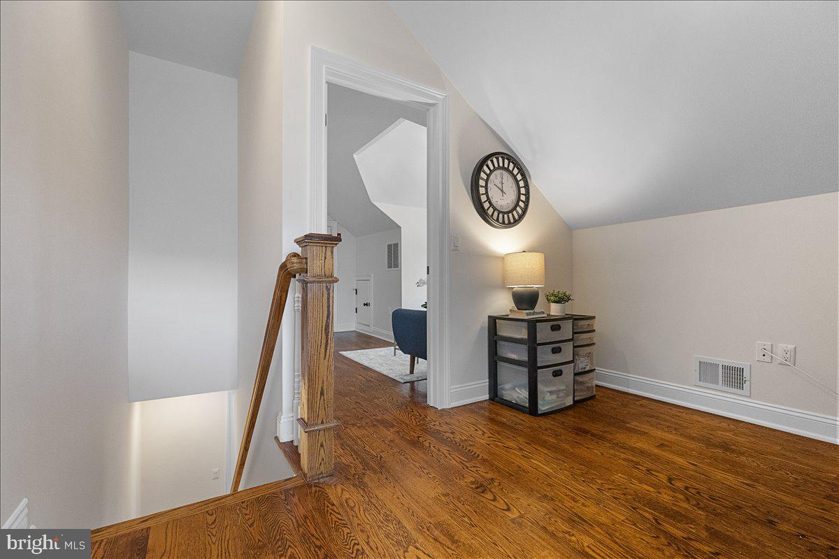 2 Harris Road Princeton, NJ 08540 - Photo 23 of 34