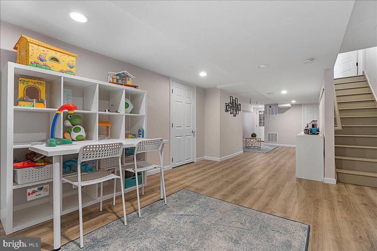 2 Harris Road Princeton, NJ 08540 - Photo 26 of 34
