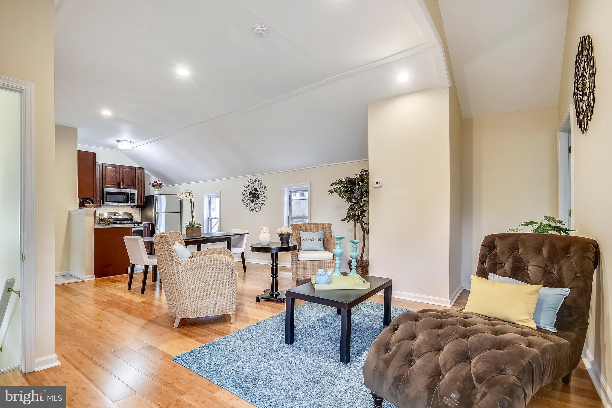 111 West Edgevale Road Baltimore, MD 21225 - Photo 4 of 20
