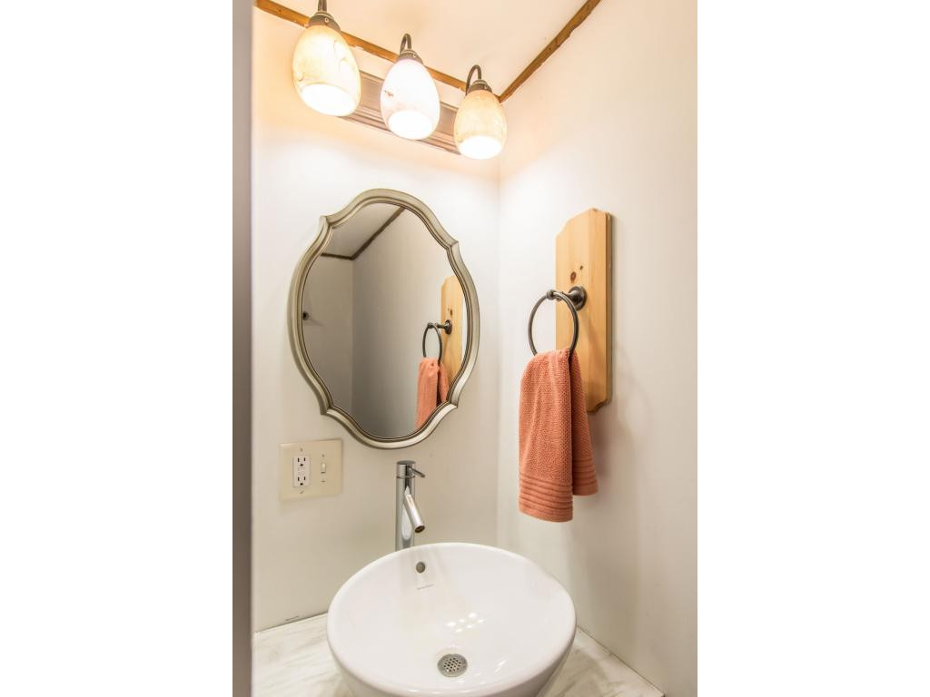 7390 Slaughter Road Bristol, VA 24202 - Photo 15 of 28 Full Bath Vanity