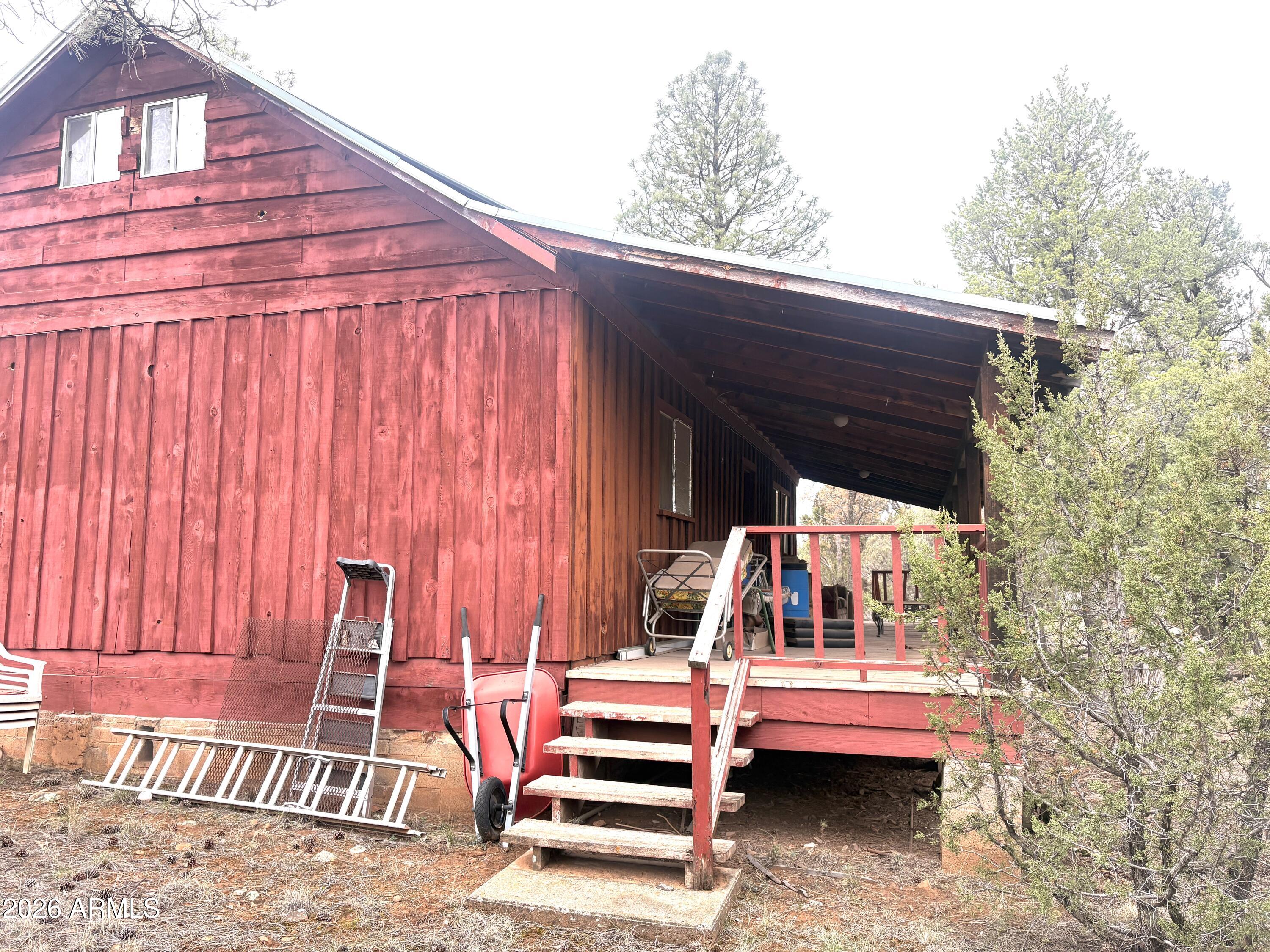 3130 Aspen Road Overgaard, AZ 85933 - Photo 7 of 30 Easy access deck
