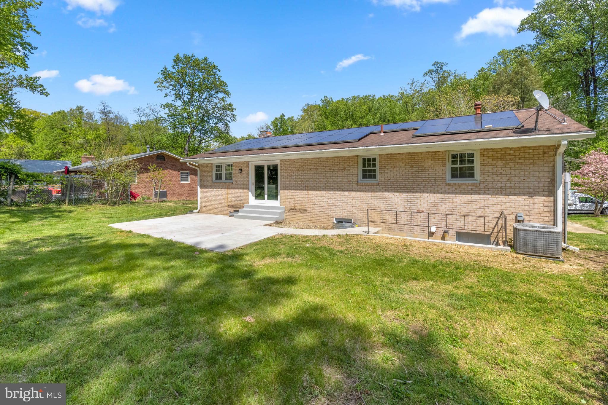 12805 Clarion Road Fort Washington, MD 20744 - Photo 44 of 46 Exterior / Rear