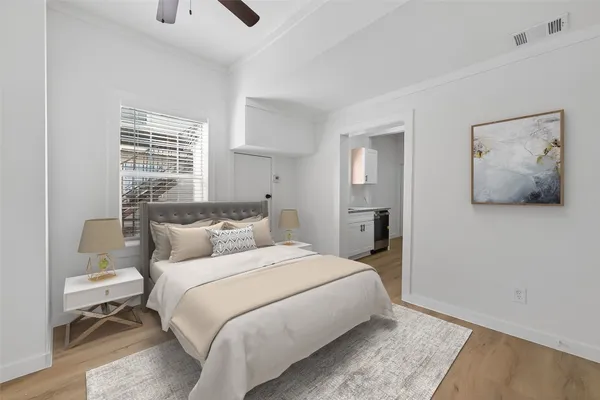 $1,100 | 2202 Hutchins Street, Unit A, Houston, TX 77003