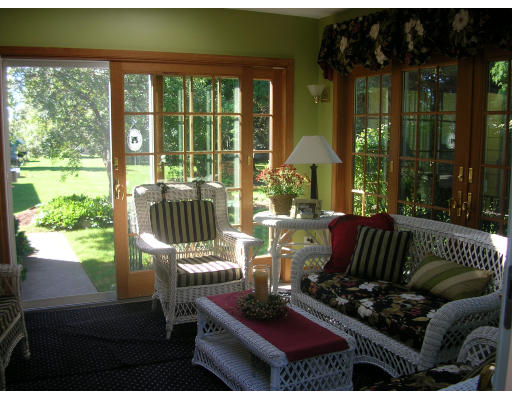 11 Lawndale Road Stoneham, MA 02180 - Photo 18 of 25 Gallery Image 18