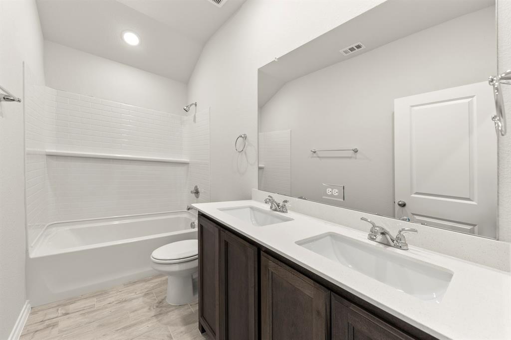 114 Bandit Trail Terrell, TX 75160 - Photo 24 of 27 05. 114 Bandit - 2ND Bath