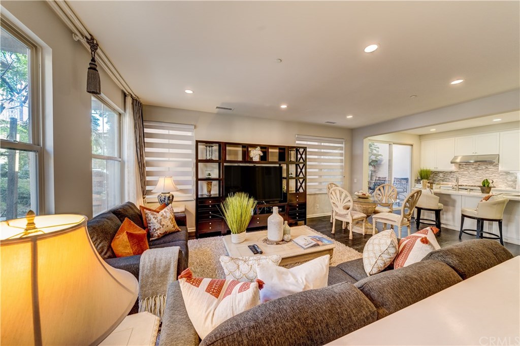 81 Fairymoss Irvine, CA 92620 - Photo 25 of 33