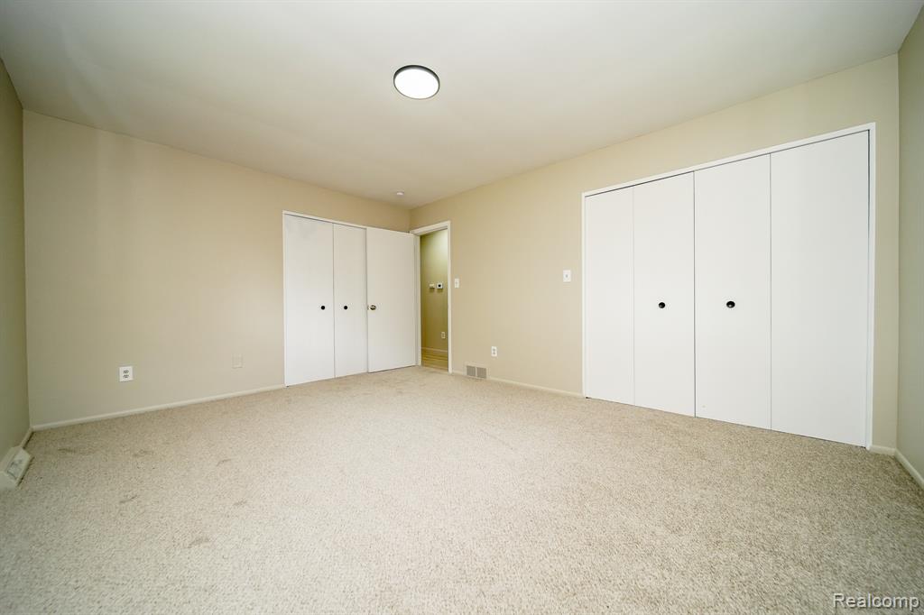2949 Lacota Road Waterford, MI 48328 - Photo 44 of 67 Gallery Image 44