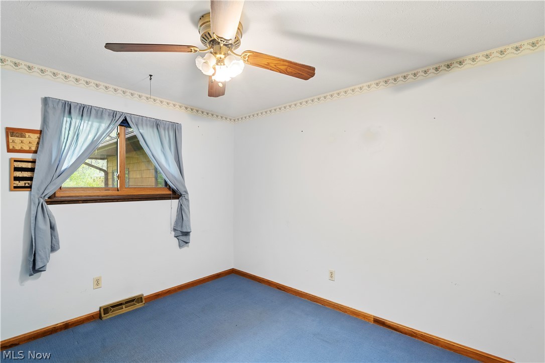 36410 Aurensen Road North Ridgeville, OH 44039 - Photo 17 of 34