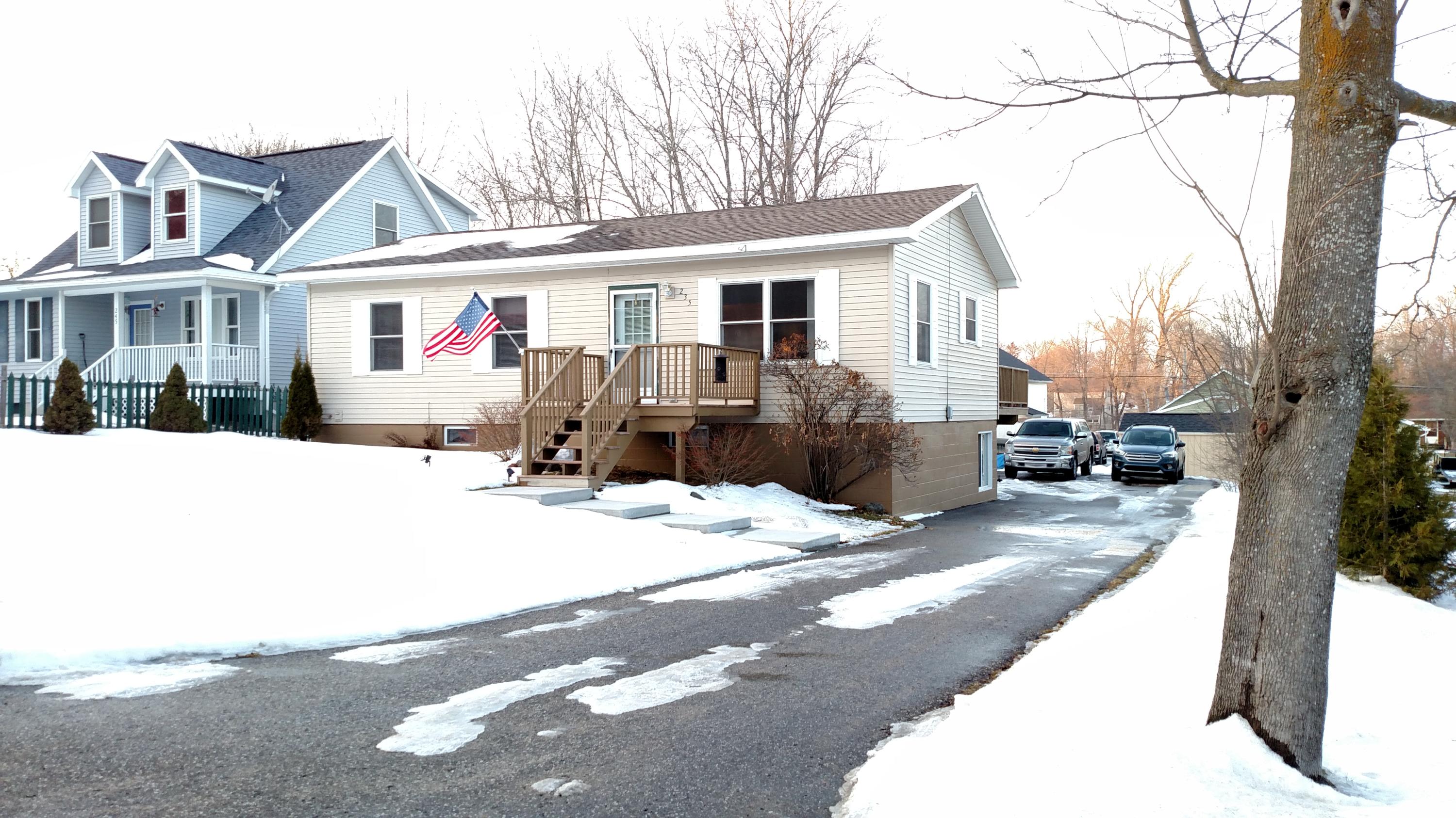 235 Spring Street St. Ignace, MI 49781 - Photo 1 of 41 Gallery Image 1