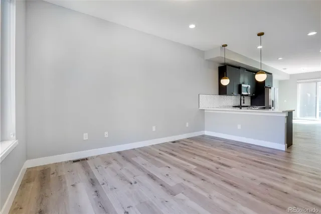 $2,995 | 4925 West 10th Avenue, Unit 116, Denver, CO 80204