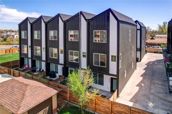 $2,750 | 4925 West 10th Avenue, Unit 116, Denver, CO 80204
