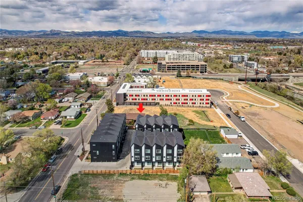 $2,750 | 4925 West 10th Avenue, Unit 116, Denver, CO 80204