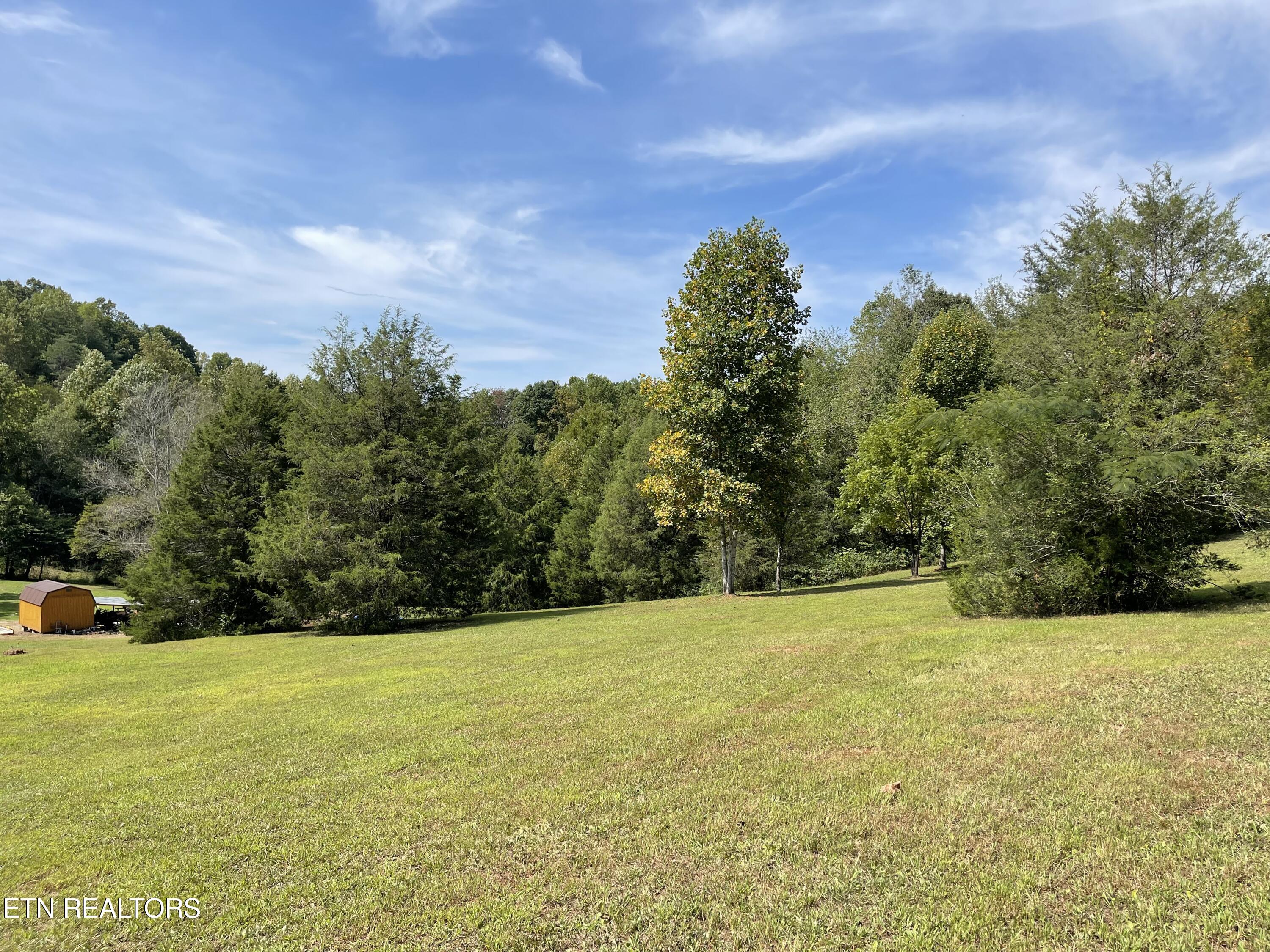 Hendren Lane Clinton, TN 37716 - Photo 7 of 27 IMG_8082