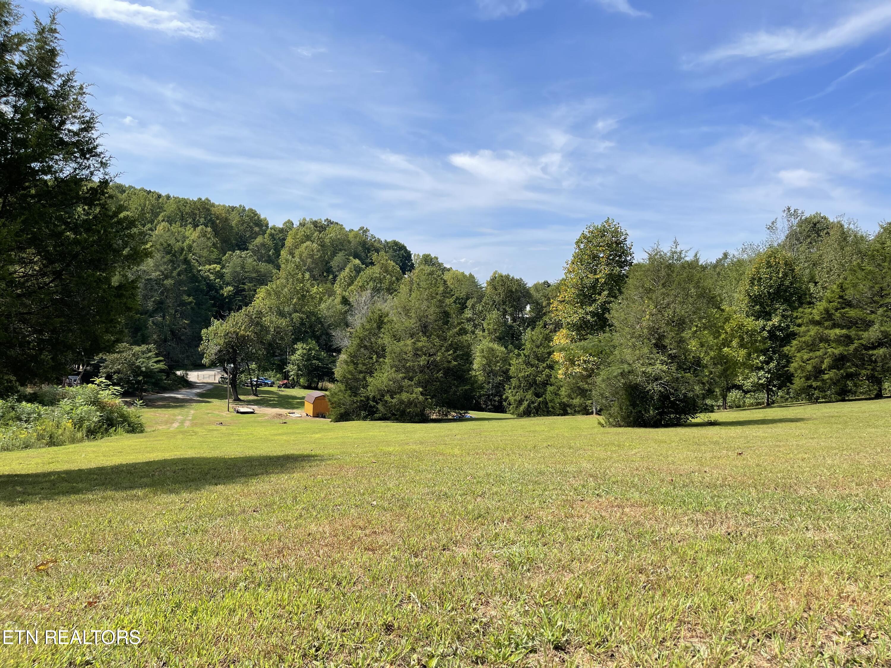 Hendren Lane Clinton, TN 37716 - Photo 10 of 27 IMG_8093