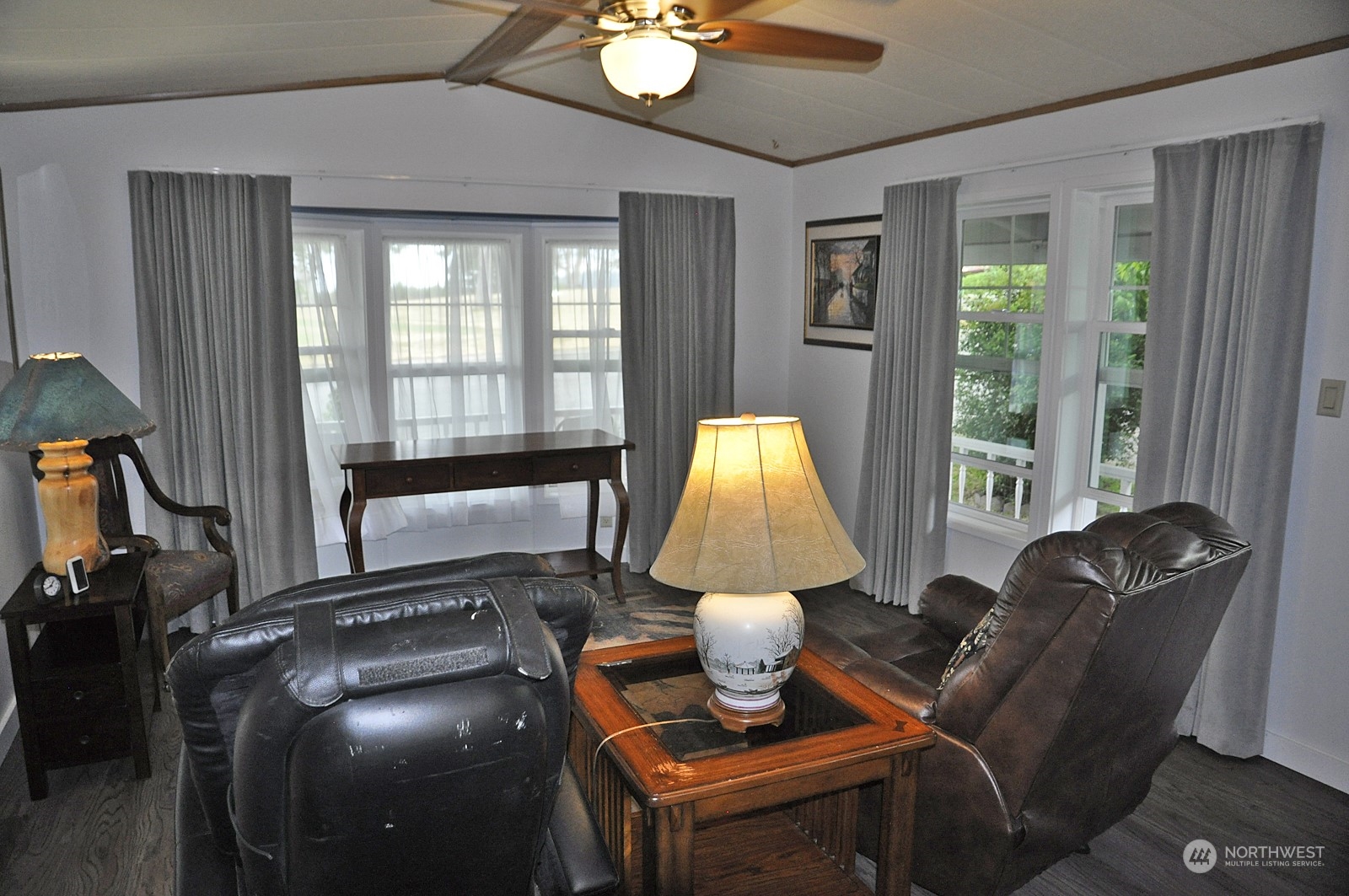 1785 Douglas Road, Unit 51 Friday Harbor, WA 98250 - Photo 5 of 33 Gallery Image 5
