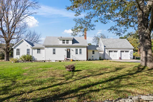 $680,000 | 18 Governor Hill Road, Eliot, ME 03903