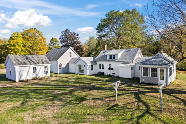 $680,000 | 18 Governor Hill Road, Eliot, ME 03903