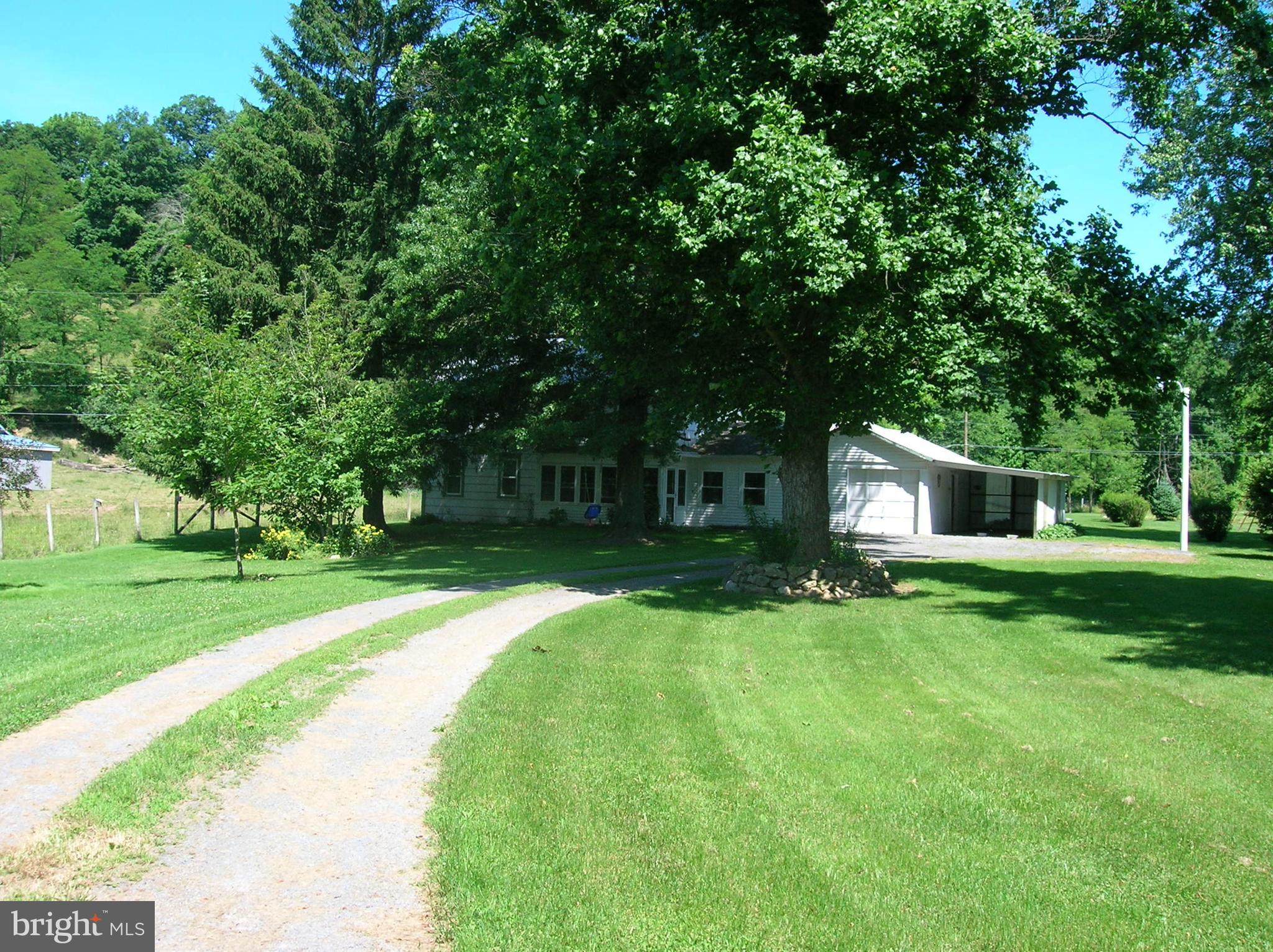 90 Milltown Road Landisburg, PA 17040 - Photo 2 of 32 driveway