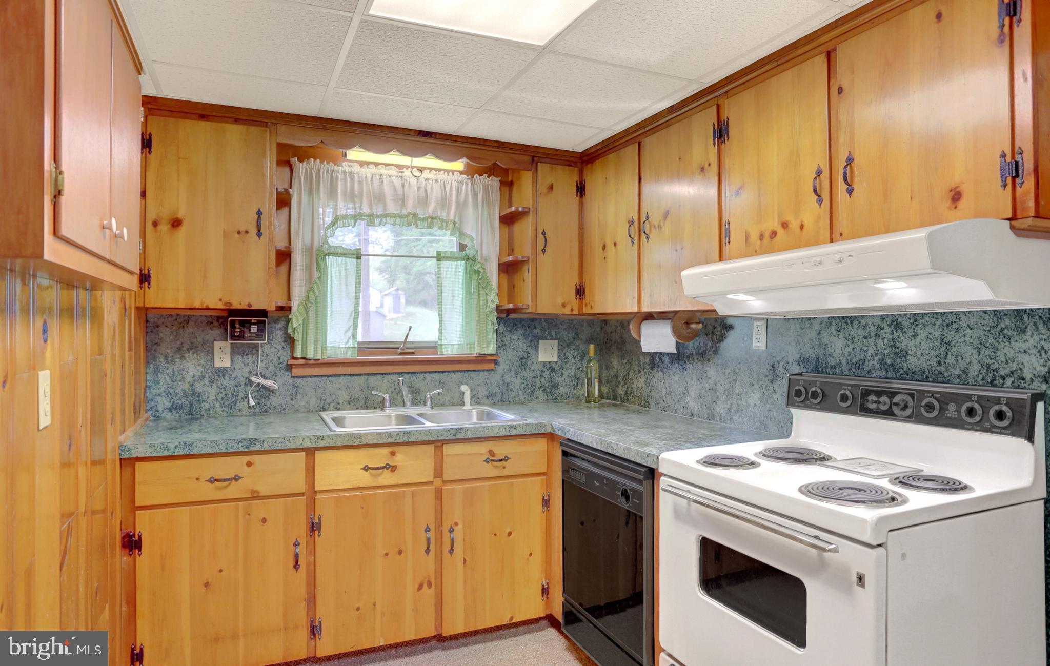 90 Milltown Road Landisburg, PA 17040 - Photo 15 of 32 kitchen