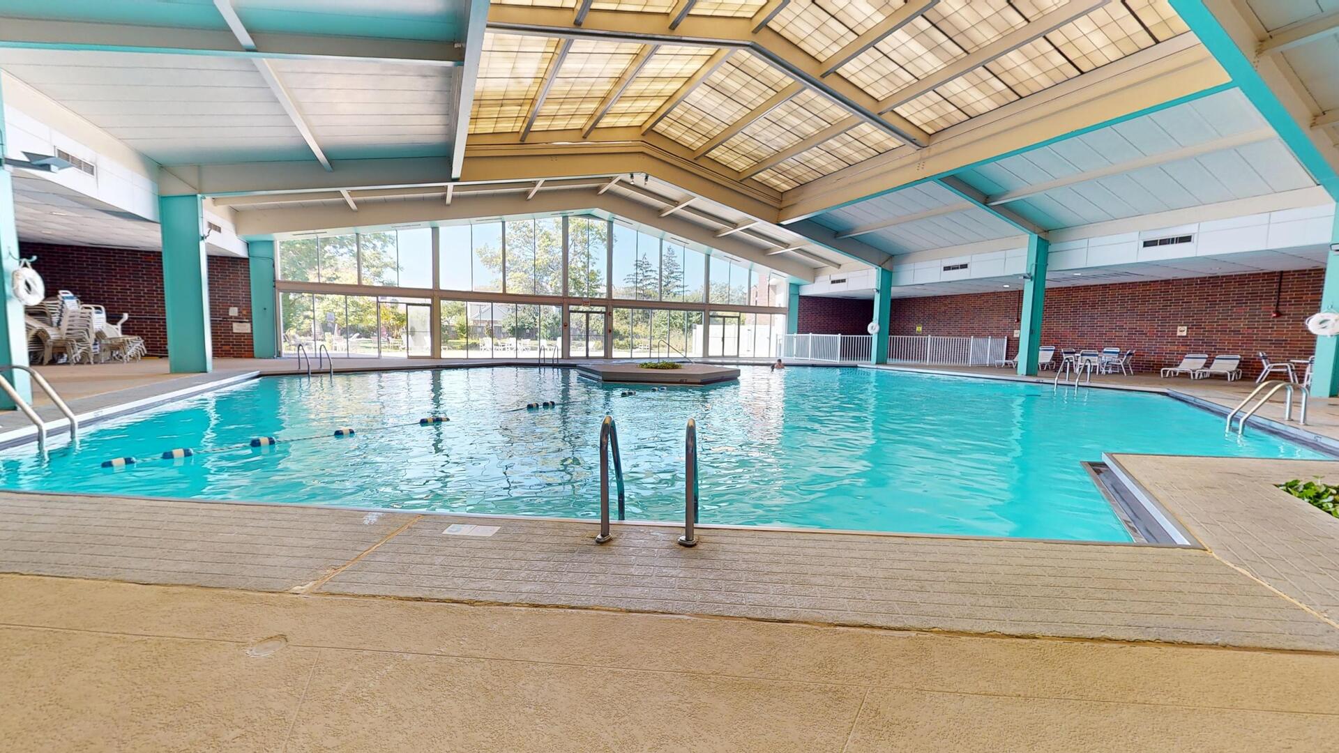 600 Naples Court, Unit 608 Glenview, IL 60025 - Photo 21 of 26 a house view with a garden space