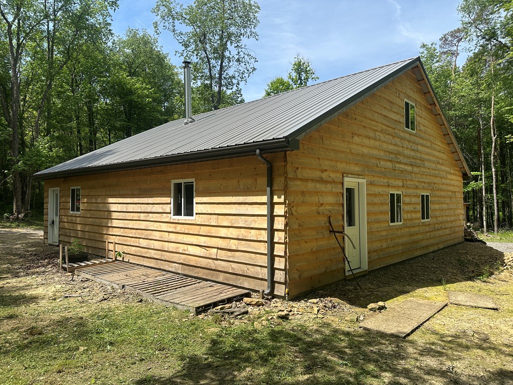 1843 Golf Course Road Cranberry, PA 16319 - Photo 3 of 29 Northeast Face, Northeast Face