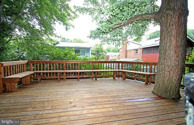 1105 North Rockingham Street Arlington, VA 22205 - Photo 19 of 24 a view of a roof deck