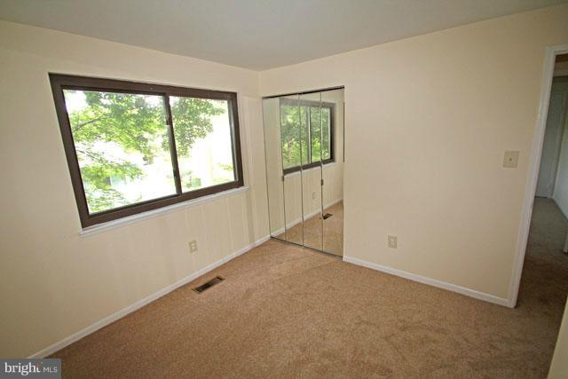 1105 North Rockingham Street Arlington, VA 22205 - Photo 21 of 24 an empty room with windows