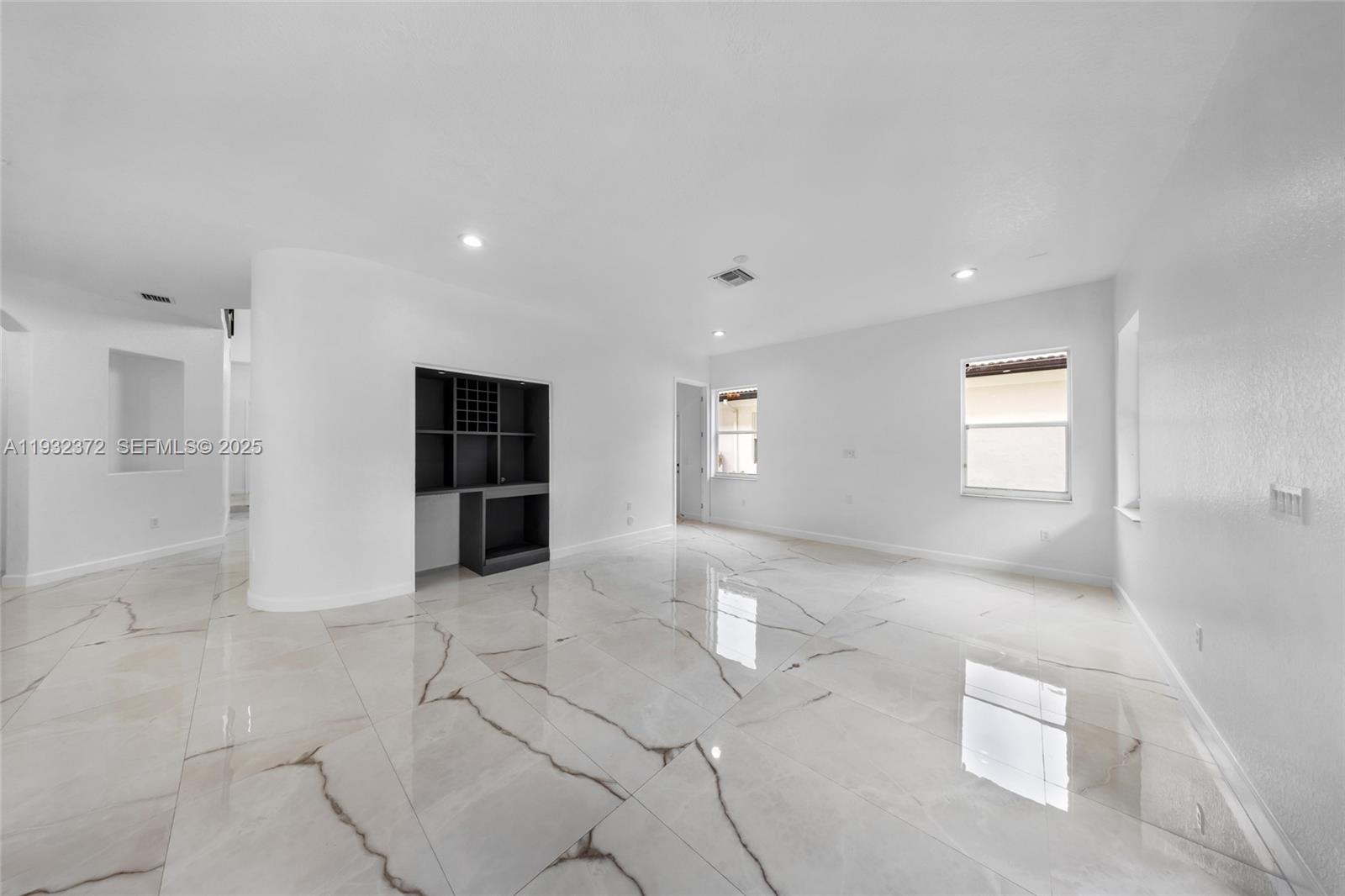 19371 Southwest 30th Street Miramar, FL 33029 - Photo 13 of 59