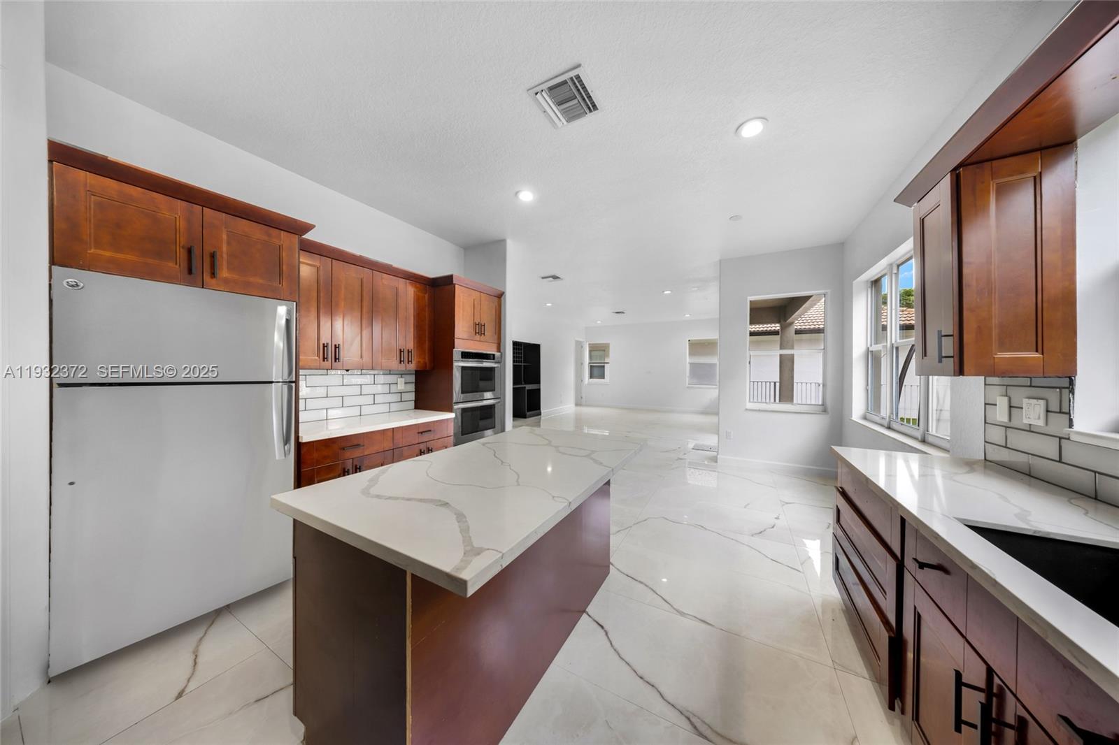 19371 Southwest 30th Street Miramar, FL 33029 - Photo 19 of 59