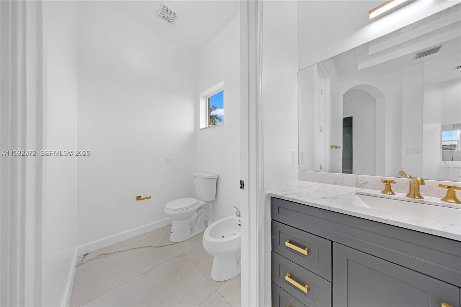 19371 Southwest 30th Street Miramar, FL 33029 - Photo 33 of 59