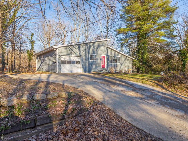 629 Miles Road Signal Mountain, TN 37377 - Photo 2 of 29 629 Miles Dr. MLS-1