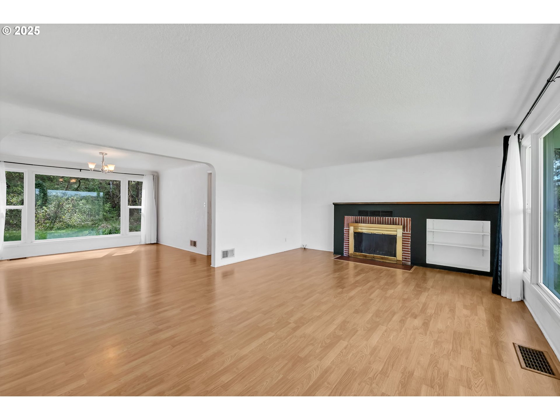 26900 Crow Road Eugene, OR 97405 - Photo 24 of 48
