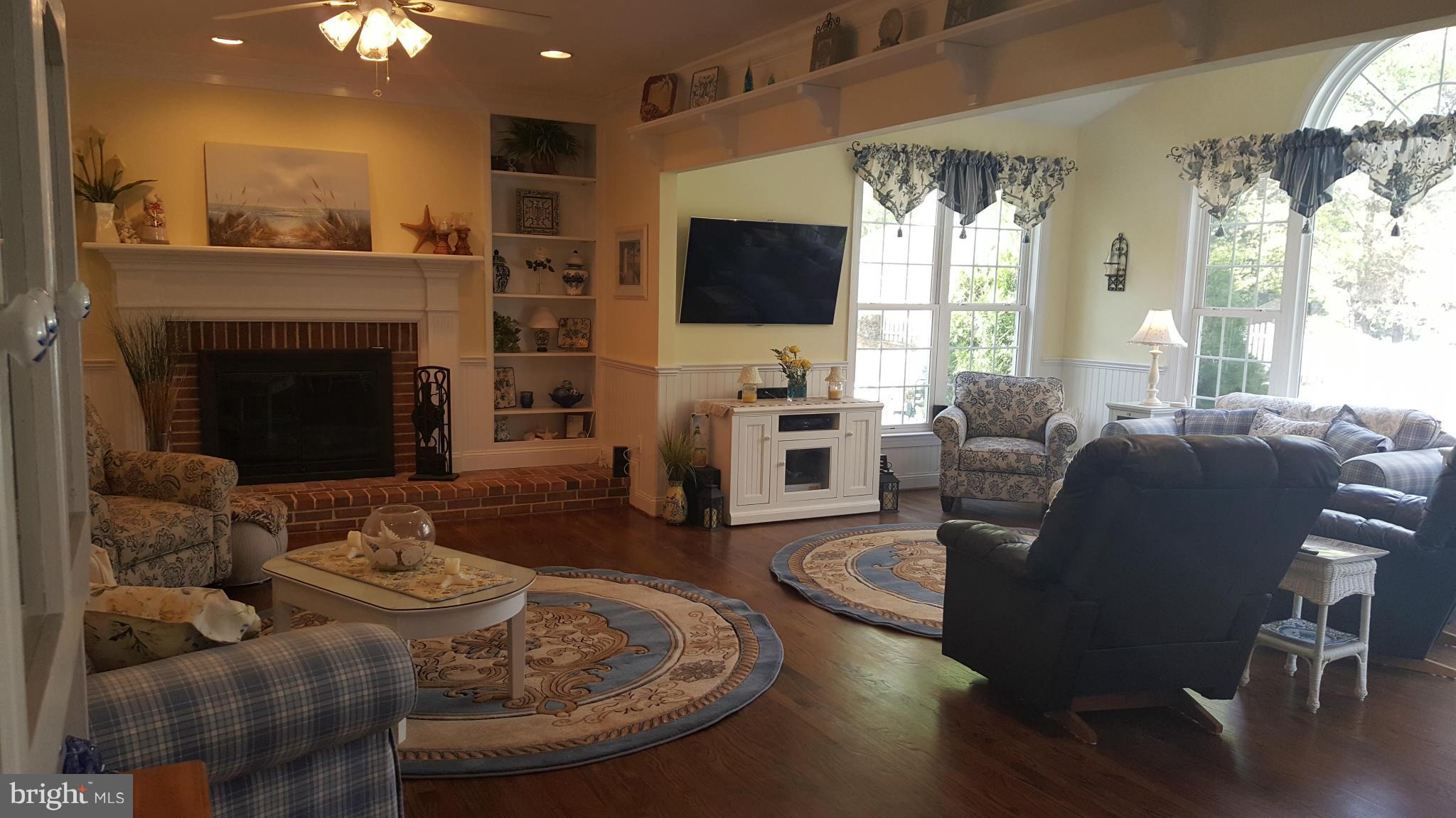 2216 Mt Tabor Road Gambrills, MD 21054 - Photo 13 of 30 Family Room