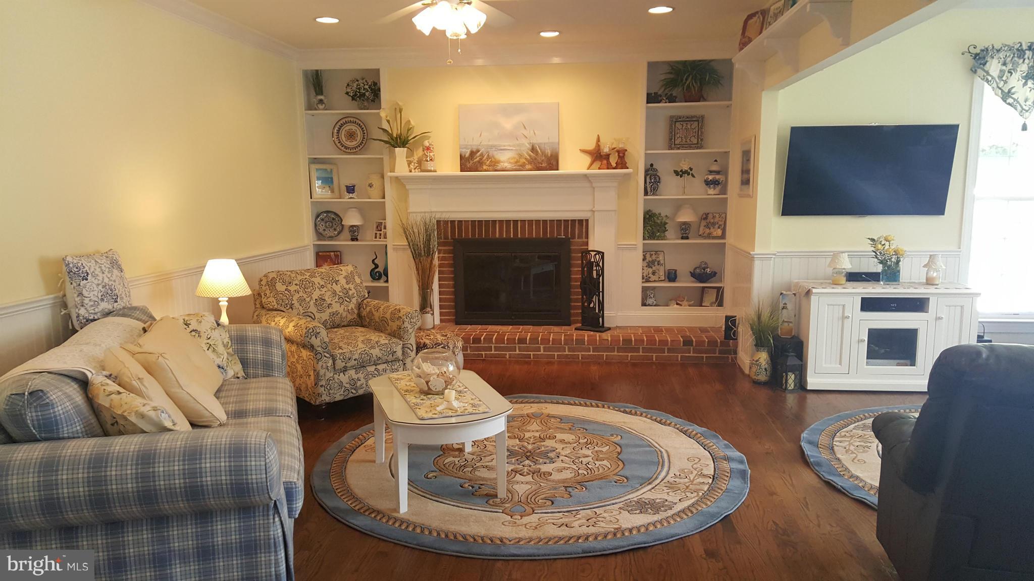 2216 Mt Tabor Road Gambrills, MD 21054 - Photo 14 of 30 Family Room
