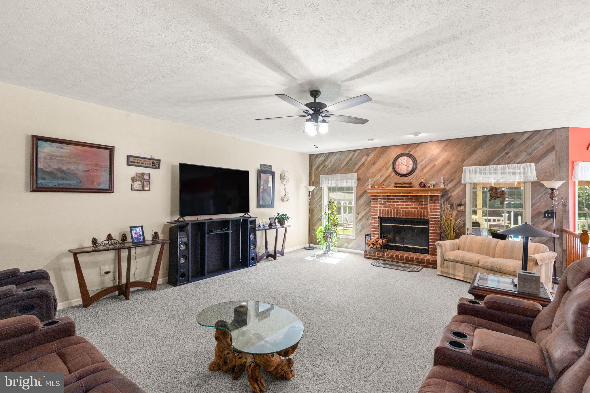 32 Hamilton Lane Elkton, MD 21921 - Photo 16 of 40 Cozy living space with rustic charm.