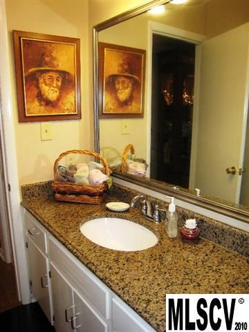304 11th Street Northwest Conover, NC 28613 - Photo 5 of 24 Gallery Image 5