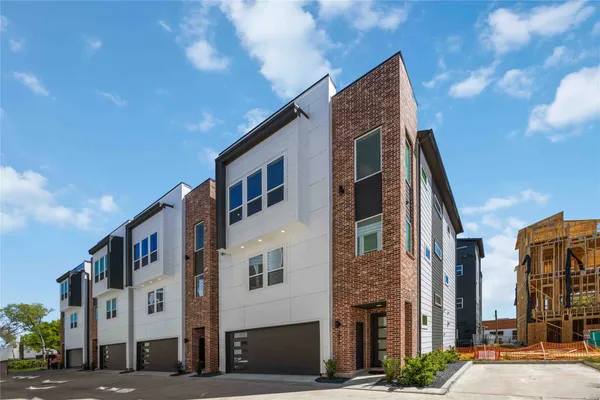 $6,000 | 3028 Lamar Street, Houston, TX 77003