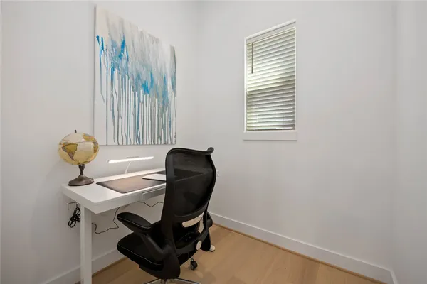 $6,000 | 3028 Lamar Street, Houston, TX 77003