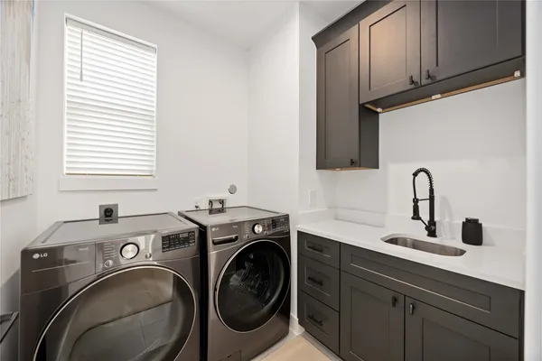 $6,000 | 3028 Lamar Street, Houston, TX 77003