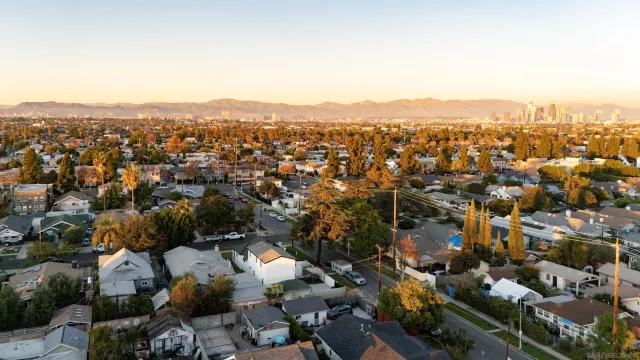 $1,245,000 | 1900 West 41st Street, Los Angeles, CA 90062