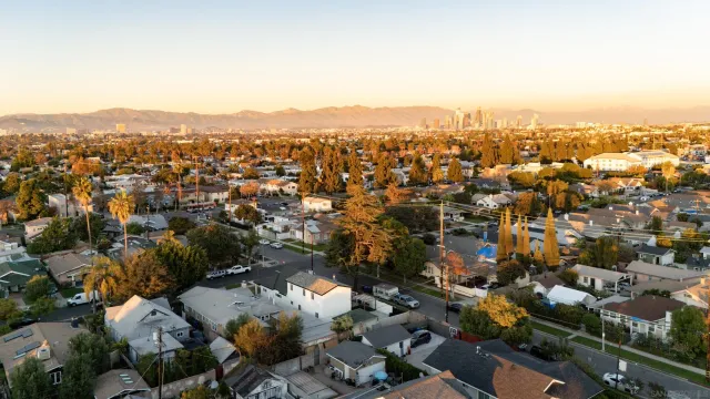 $1,245,000 | 1900 West 41st Street, Los Angeles, CA 90062