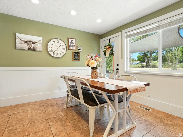 2802 West 4875th Street South Roy, UT 84067 - Photo 8 of 29