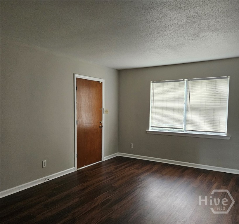 4407 Caroline Drive, Unit C Savannah, GA 31404 - Photo 2 of 21