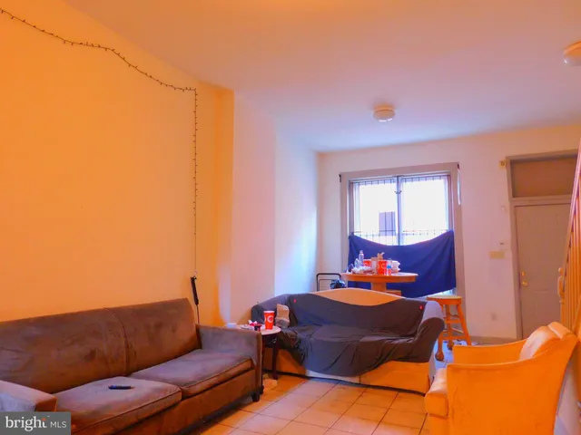 $2,695 | 2142 North Carlisle Street, Philadelphia, PA 19121