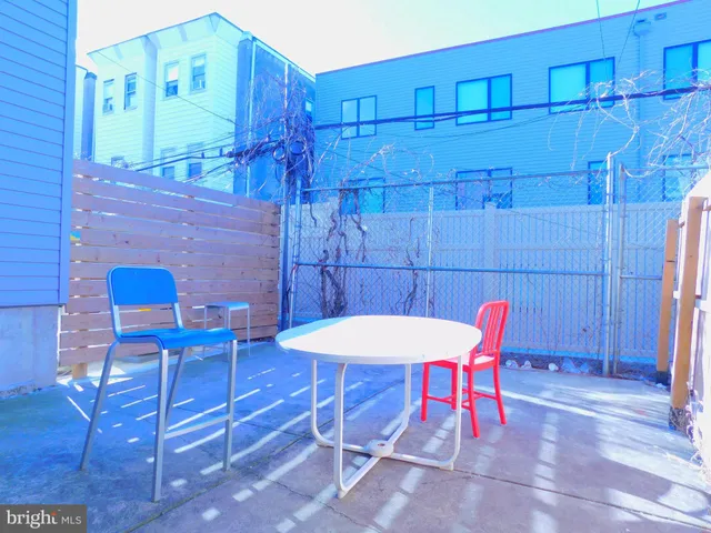 $2,695 | 2142 North Carlisle Street, Philadelphia, PA 19121