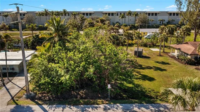 $299,999 | Danford Street, Naples, FL 34112