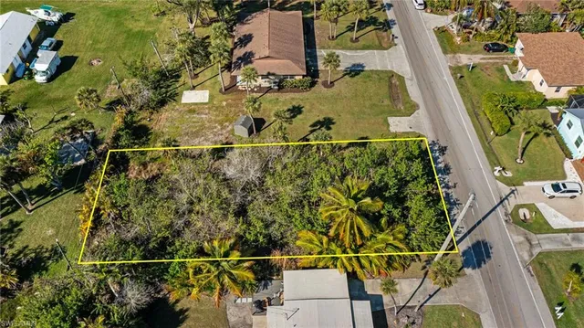 $299,999 | Danford Street, Naples, FL 34112