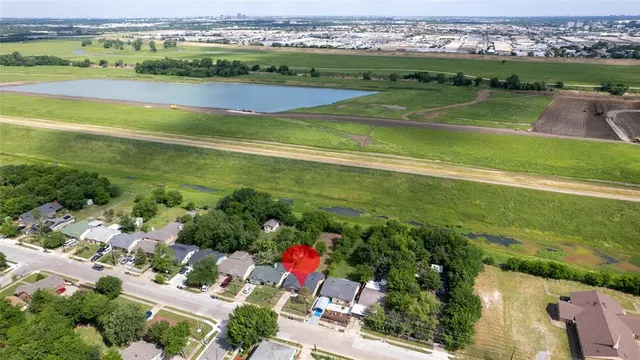 an aerial view of tennis court